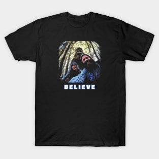 I Believe - Bigfoot Selfie T-Shirt